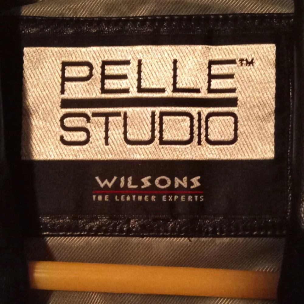 Wilson's leather, Pelle studios blazer - Picture 2 of 5